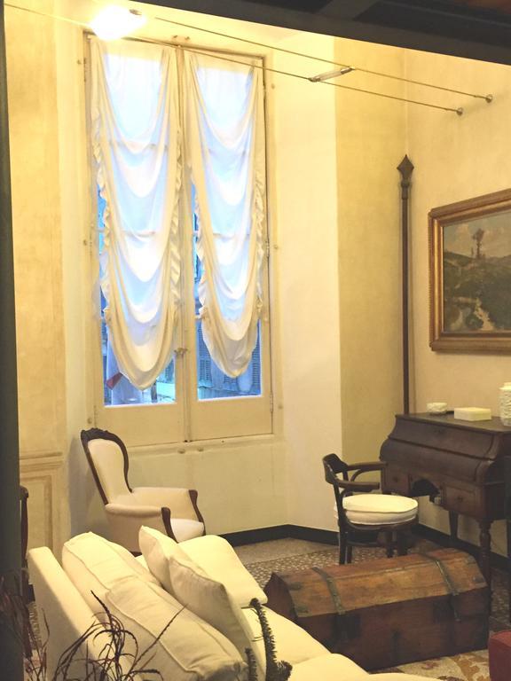 La Casa Di Einstein Apartment Genoa Bagian luar foto