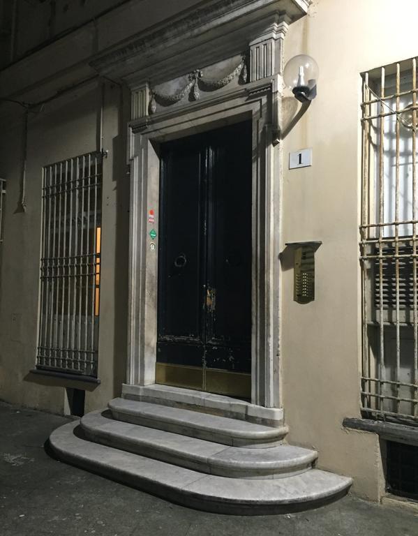 La Casa Di Einstein Apartment Genoa Bagian luar foto
